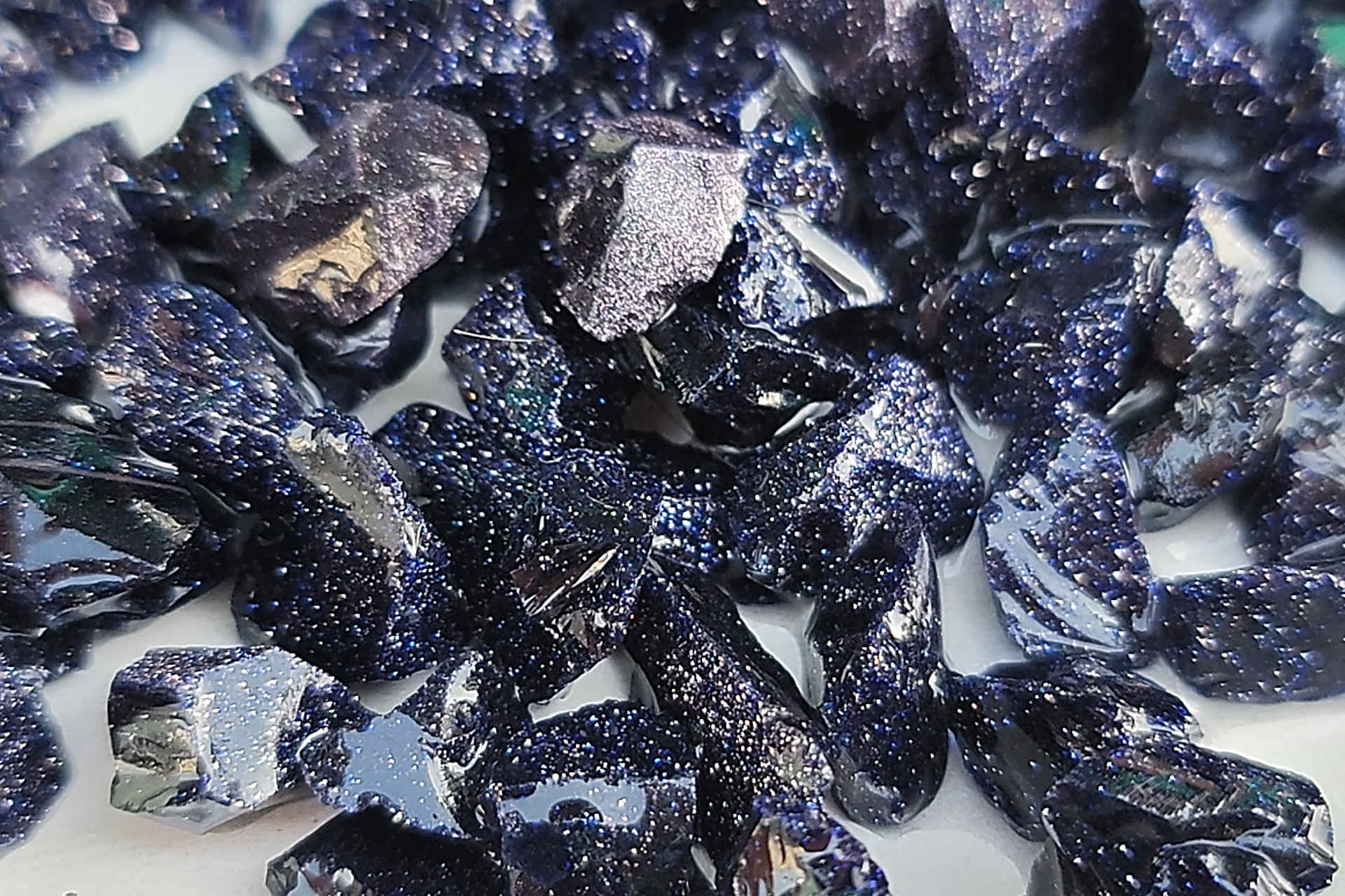Crushed Glass ヴィーナスストーン 青の画像